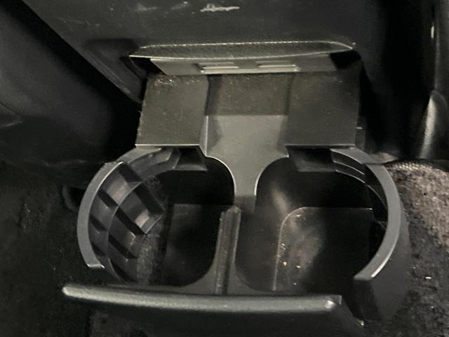 エクストレイル ２０Ｘｔｔ　禁煙車　４ＷＤ　純正ナビ　バックカメラ　全席シートヒーター　スマートキー　ＨＩＤヘッド　ルーフレール　ＥＴＣ　オートハイビーム　オートライト　オートエアコン　ＣＤ　ＤＶＤ再生　フルセグ（36枚目）