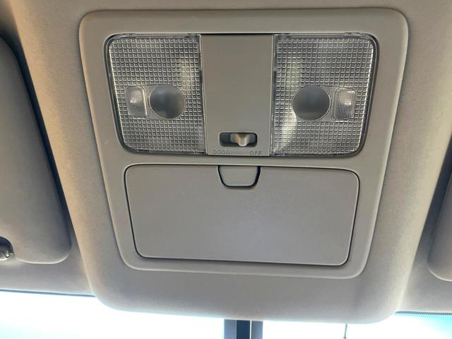 エクストレイル ２０Ｘｔｔ　禁煙車　４ＷＤ　純正ナビ　バックカメラ　全席シートヒーター　スマートキー　ＨＩＤヘッド　ルーフレール　ＥＴＣ　オートハイビーム　オートライト　オートエアコン　ＣＤ　ＤＶＤ再生　フルセグ（52枚目）