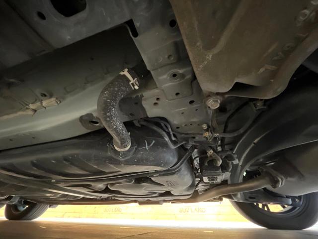 オデッセイハイブリッド ｅ：ＨＥＶアブソルート・ＥＸ　禁煙車　両側電動ドア　純正９インチナビ　全周囲カメラ　電動リアゲート　ホンダセンシング　ハーフレザーシート　ドラレコ　コーナーセンサー　スマートキー　ＬＥＤヘッド　ビルトインＥＴＣ（21枚目）