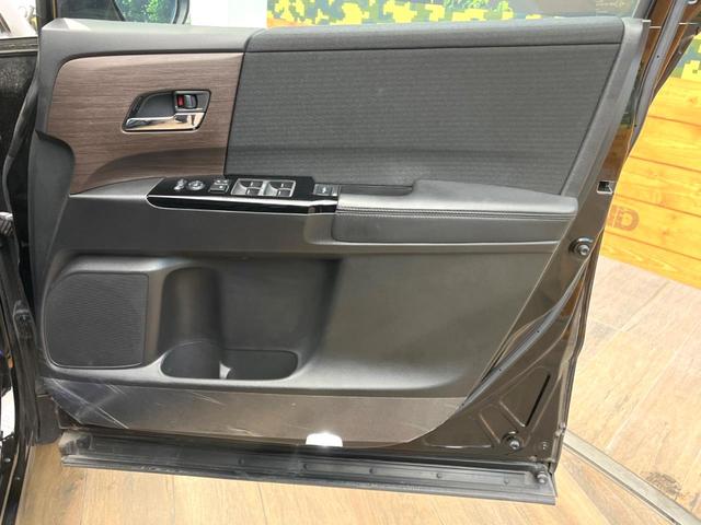 オデッセイハイブリッド ｅ：ＨＥＶアブソルート・ＥＸ　禁煙車　両側電動ドア　純正９インチナビ　全周囲カメラ　電動リアゲート　ホンダセンシング　ハーフレザーシート　ドラレコ　コーナーセンサー　スマートキー　ＬＥＤヘッド　ビルトインＥＴＣ（32枚目）