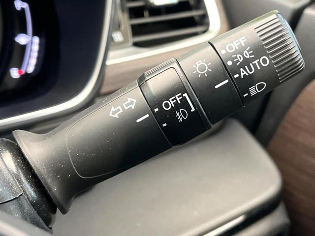 オデッセイハイブリッド ｅ：ＨＥＶアブソルート・ＥＸ　禁煙車　両側電動ドア　純正９インチナビ　全周囲カメラ　電動リアゲート　ホンダセンシング　ハーフレザーシート　ドラレコ　コーナーセンサー　スマートキー　ＬＥＤヘッド　ビルトインＥＴＣ（54枚目）