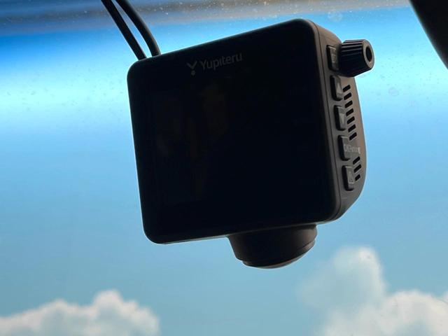 オデッセイハイブリッド ｅ：ＨＥＶアブソルート・ＥＸ　禁煙車　両側電動ドア　純正９インチナビ　全周囲カメラ　電動リアゲート　ホンダセンシング　ハーフレザーシート　ドラレコ　コーナーセンサー　スマートキー　ＬＥＤヘッド　ビルトインＥＴＣ（68枚目）