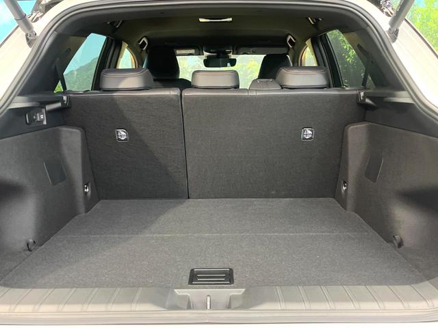 ＬＢＸ アクティブ　禁煙車　９インチディスプレイオーディオ　全周囲カメラ　プリクラッシュセーフティ　レーダークルーズ　ハーフレザーシート　パワーシート　コーナーセンサー　スマートキー　ＥＴＣ２．０　オートハイビーム（10枚目）