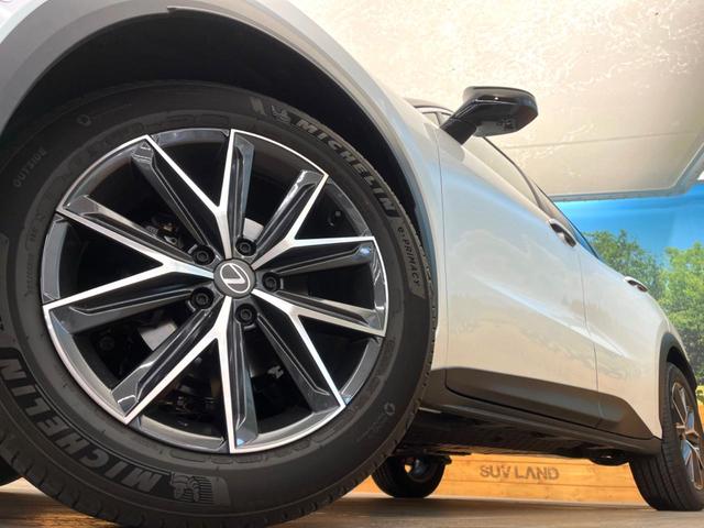 ＬＢＸ アクティブ　禁煙車　９インチディスプレイオーディオ　全周囲カメラ　プリクラッシュセーフティ　レーダークルーズ　ハーフレザーシート　パワーシート　コーナーセンサー　スマートキー　ＥＴＣ２．０　オートハイビーム（13枚目）