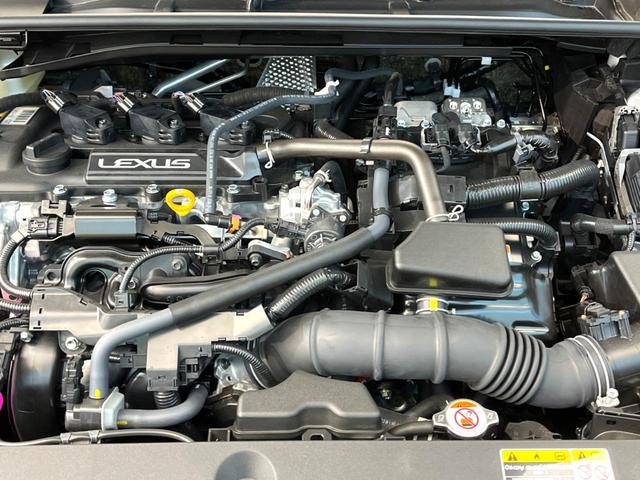 ＬＢＸ アクティブ　禁煙車　９インチディスプレイオーディオ　全周囲カメラ　プリクラッシュセーフティ　レーダークルーズ　ハーフレザーシート　パワーシート　コーナーセンサー　スマートキー　ＥＴＣ２．０　オートハイビーム（18枚目）