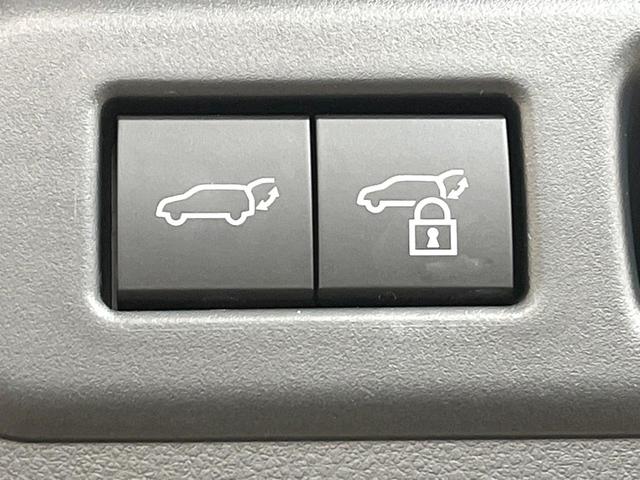 ＬＢＸ アクティブ　禁煙車　９インチディスプレイオーディオ　全周囲カメラ　プリクラッシュセーフティ　レーダークルーズ　ハーフレザーシート　パワーシート　コーナーセンサー　スマートキー　ＥＴＣ２．０　オートハイビーム（34枚目）