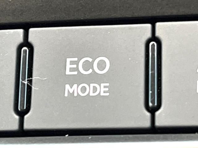 ＬＢＸ アクティブ　禁煙車　９インチディスプレイオーディオ　全周囲カメラ　プリクラッシュセーフティ　レーダークルーズ　ハーフレザーシート　パワーシート　コーナーセンサー　スマートキー　ＥＴＣ２．０　オートハイビーム（54枚目）