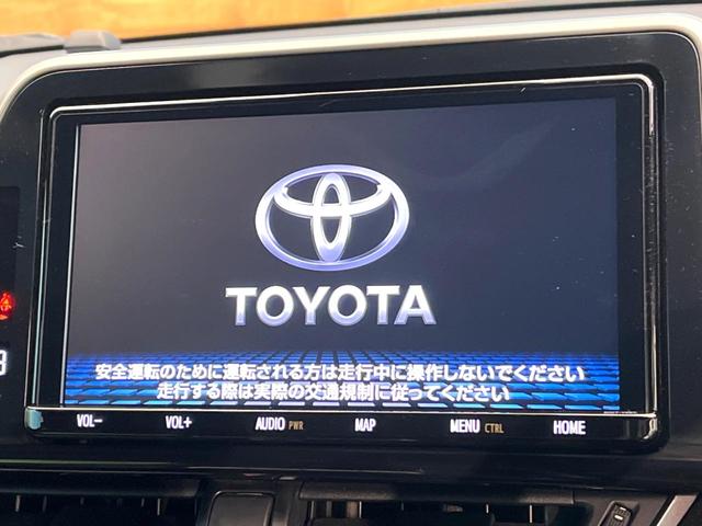 �y�����i�r�z�l�C�̏����i�r�𑕔����Ă���܂��B�i�r�̎g���₷���͂������A�I�[�f�B�I�@�\���[���I�L�����v�◷�s�͂������A�ʋ΂┃�����ȂǕ��i�̃h���C�u���y�����Ȃ�͂���