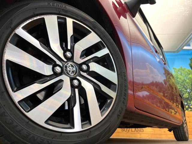 �y�����P�S�C���`�A���~�z�C�[���z�O�ςɃ}�b�`���������A���~�z�C�[���𑕒����Ă���܂��B�e��ЊO�A���~�z�C�[����A�X�^�b�h���X�^�C�����戵�����Ă���܂��B���񂲑��k����������