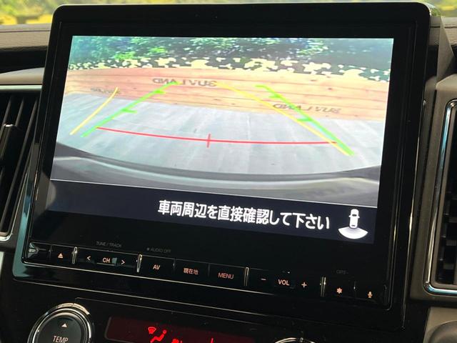 デリカＤ：５ Ｐ　禁煙車　４ＷＤ　ディーゼル（軽油）　両側電動ドア　バックカメラ　衝突被害軽減システム　レーダークルーズ　電動リアゲート　レザーシート　パワーシート　ドラレコ　スマートキー　ＬＥＤヘッド（4枚目）