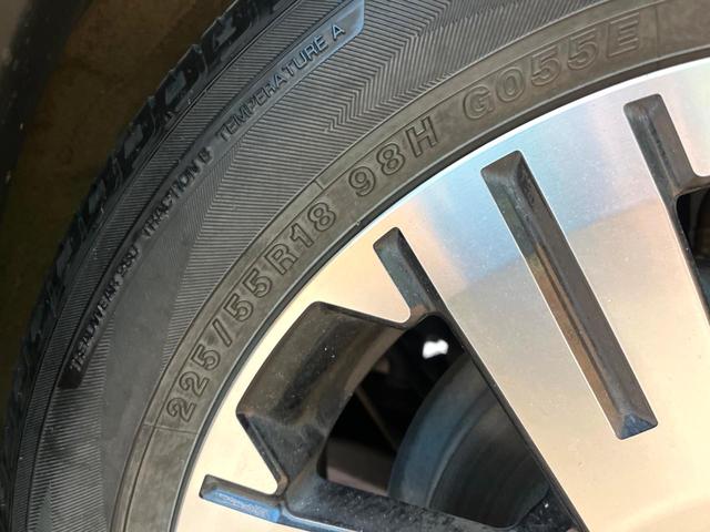 デリカＤ：５ Ｐ　禁煙車　４ＷＤ　ディーゼル（軽油）　両側電動ドア　バックカメラ　衝突被害軽減システム　レーダークルーズ　電動リアゲート　レザーシート　パワーシート　ドラレコ　スマートキー　ＬＥＤヘッド（25枚目）