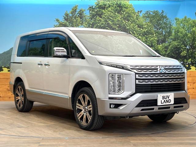 デリカＤ：５ Ｐ　禁煙車　４ＷＤ　ディーゼル（軽油）　両側電動ドア　バックカメラ　衝突被害軽減システム　レーダークルーズ　電動リアゲート　レザーシート　パワーシート　ドラレコ　スマートキー　ＬＥＤヘッド（30枚目）