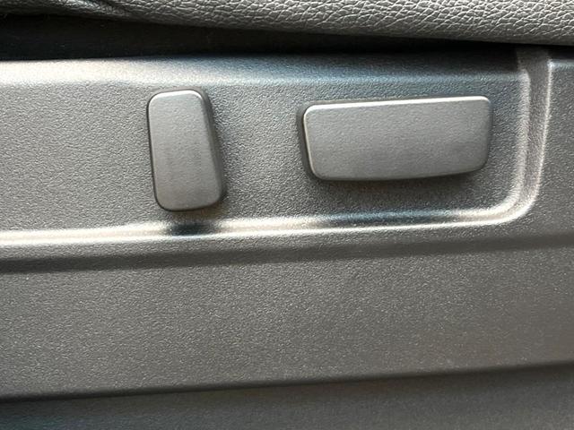 デリカＤ：５ Ｐ　禁煙車　４ＷＤ　ディーゼル（軽油）　両側電動ドア　バックカメラ　衝突被害軽減システム　レーダークルーズ　電動リアゲート　レザーシート　パワーシート　ドラレコ　スマートキー　ＬＥＤヘッド（37枚目）