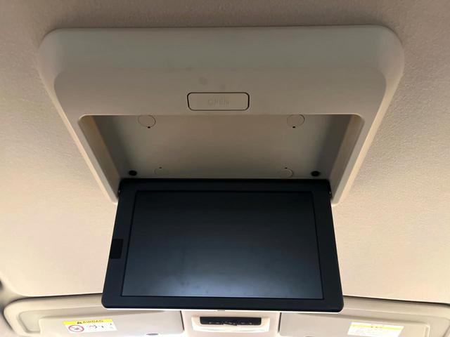 セレナ ハイウェイスター　Ｖセレクション　フリップダウンモニター　両側電動ドア　純正ＳＤナビ　バックカメラ　衝突被害軽減システム　ＬＥＤヘッド　ＥＴＣ　純正１８インチアルミ　Ｂｌｕｅｔｏｏｔｈ　ＣＤ　ＤＶＤ再生　地デジ（5枚目）