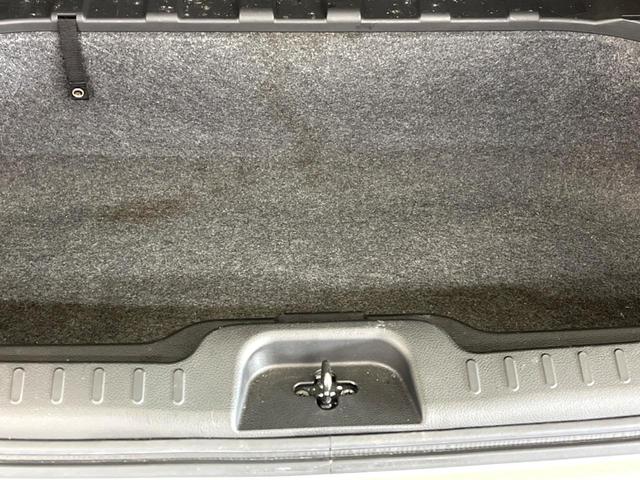 セレナ ハイウェイスター　Ｖセレクション　フリップダウンモニター　両側電動ドア　純正ＳＤナビ　バックカメラ　衝突被害軽減システム　ＬＥＤヘッド　ＥＴＣ　純正１８インチアルミ　Ｂｌｕｅｔｏｏｔｈ　ＣＤ　ＤＶＤ再生　地デジ（38枚目）