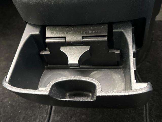 セレナ ハイウェイスター　Ｖセレクション　フリップダウンモニター　両側電動ドア　純正ＳＤナビ　バックカメラ　衝突被害軽減システム　ＬＥＤヘッド　ＥＴＣ　純正１８インチアルミ　Ｂｌｕｅｔｏｏｔｈ　ＣＤ　ＤＶＤ再生　地デジ（52枚目）