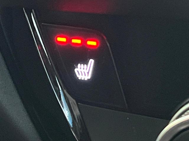 ヴェゼル ｅ：ＨＥＶ　Ｚ　禁煙車　純正９インチナビ　バックカメラ　ホンダセンシング　シートヒーター　ブラインドスポットモニター　レーダークルーズ　電動リアゲート　コーナーセンサー　パドルシフト　ＬＥＤヘッド　ＥＴＣ（7枚目）