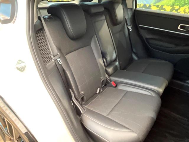 ヴェゼル ｅ：ＨＥＶ　Ｚ　禁煙車　純正９インチナビ　バックカメラ　ホンダセンシング　シートヒーター　ブラインドスポットモニター　レーダークルーズ　電動リアゲート　コーナーセンサー　パドルシフト　ＬＥＤヘッド　ＥＴＣ（9枚目）