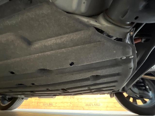 ヴェゼル ｅ：ＨＥＶ　Ｚ　禁煙車　純正９インチナビ　バックカメラ　ホンダセンシング　シートヒーター　ブラインドスポットモニター　レーダークルーズ　電動リアゲート　コーナーセンサー　パドルシフト　ＬＥＤヘッド　ＥＴＣ（21枚目）