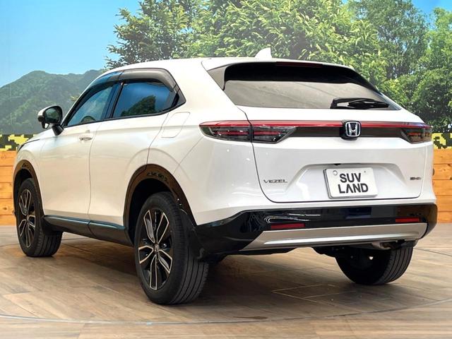 ヴェゼル ｅ：ＨＥＶ　Ｚ　禁煙車　純正９インチナビ　バックカメラ　ホンダセンシング　シートヒーター　ブラインドスポットモニター　レーダークルーズ　電動リアゲート　コーナーセンサー　パドルシフト　ＬＥＤヘッド　ＥＴＣ（27枚目）