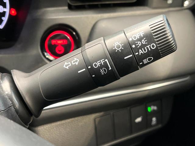 ヴェゼル ｅ：ＨＥＶ　Ｚ　禁煙車　純正９インチナビ　バックカメラ　ホンダセンシング　シートヒーター　ブラインドスポットモニター　レーダークルーズ　電動リアゲート　コーナーセンサー　パドルシフト　ＬＥＤヘッド　ＥＴＣ（48枚目）