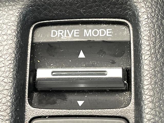 ヴェゼル ｅ：ＨＥＶ　Ｚ　禁煙車　純正９インチナビ　バックカメラ　ホンダセンシング　シートヒーター　ブラインドスポットモニター　レーダークルーズ　電動リアゲート　コーナーセンサー　パドルシフト　ＬＥＤヘッド　ＥＴＣ（59枚目）