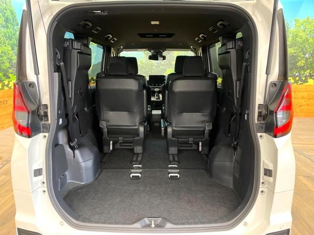 ノア Ｓ－Ｇ　禁煙車　快適利便ＰＫＧ　両側電動ドア　純正１０．５型ナビ　ＥＴＣ　バックカメラ　セーフティセンス　レーダークルーズ　ＣＤ／ＤＶＤデッキ　ＨＤＭＩ入力　シートヒーター　ＬＥＤヘッド　純正１６インチＡＷ（11枚目）