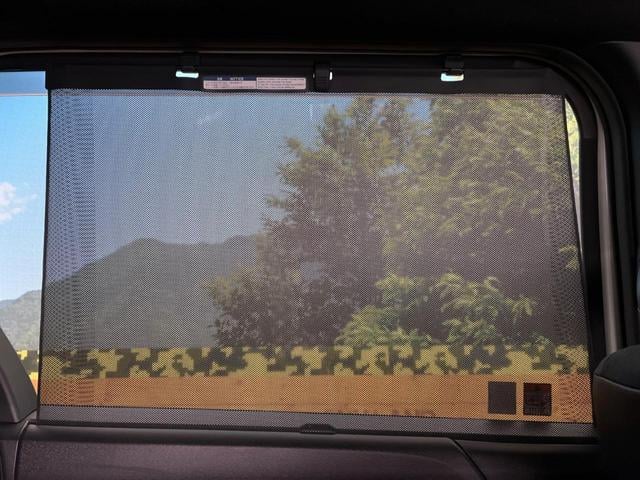 ノア Ｓ－Ｇ　禁煙車　快適利便ＰＫＧ　両側電動ドア　純正１０．５型ナビ　ＥＴＣ　バックカメラ　セーフティセンス　レーダークルーズ　ＣＤ／ＤＶＤデッキ　ＨＤＭＩ入力　シートヒーター　ＬＥＤヘッド　純正１６インチＡＷ（38枚目）