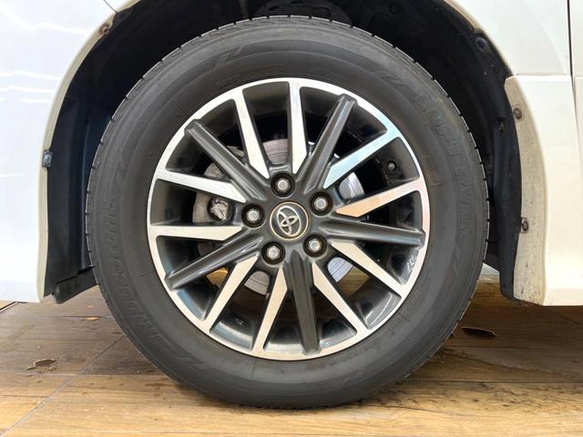 ヴォクシー ＺＳ　煌ＩＩ　禁煙車　ＢＩＧＸ１１インチナビ　両側電動スライドドア　後席モニター　バックカメラ　スマートキー　ＥＴＣ　デュアルエアコン　７人乗り　ＬＥＤヘッド＆フォグ　純正１６インチアルミ　ドラレコ（24枚目）