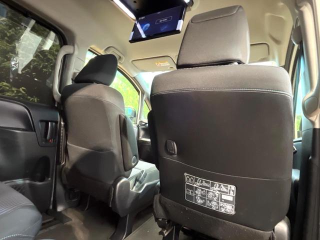 ヴォクシー ＺＳ　煌ＩＩ　禁煙車　ＢＩＧＸ１１インチナビ　両側電動スライドドア　後席モニター　バックカメラ　スマートキー　ＥＴＣ　デュアルエアコン　７人乗り　ＬＥＤヘッド＆フォグ　純正１６インチアルミ　ドラレコ（37枚目）
