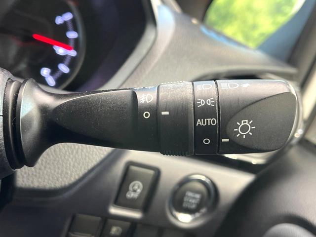 ヴォクシー ＺＳ　煌ＩＩ　禁煙車　ＢＩＧＸ１１インチナビ　両側電動スライドドア　後席モニター　バックカメラ　スマートキー　ＥＴＣ　デュアルエアコン　７人乗り　ＬＥＤヘッド＆フォグ　純正１６インチアルミ　ドラレコ（50枚目）