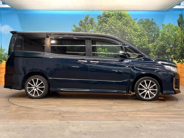 ヴォクシー ＺＳ　煌　禁煙車　ＢＩＧＸ１０型ナビ　両側電動スライドドア　後席モニター　バックカメラ　スマートキー　ＥＴＣ　オートライト　純正ＯＰ１７インチアルミ　７人乗り　ＬＥＤヘッド　Ｂｌｕｅｔｏｏｔｈ（29枚目）