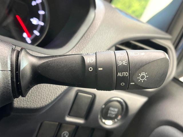 ヴォクシー ＺＳ　煌　禁煙車　ＢＩＧＸ１０型ナビ　両側電動スライドドア　後席モニター　バックカメラ　スマートキー　ＥＴＣ　オートライト　純正ＯＰ１７インチアルミ　７人乗り　ＬＥＤヘッド　Ｂｌｕｅｔｏｏｔｈ（47枚目）