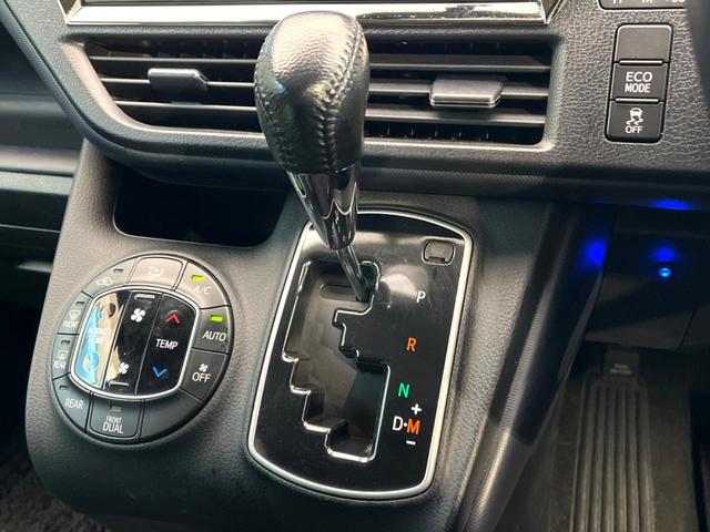 ヴォクシー ＺＳ　煌　禁煙車　ＢＩＧＸ１０型ナビ　両側電動スライドドア　後席モニター　バックカメラ　スマートキー　ＥＴＣ　オートライト　純正ＯＰ１７インチアルミ　７人乗り　ＬＥＤヘッド　Ｂｌｕｅｔｏｏｔｈ（52枚目）