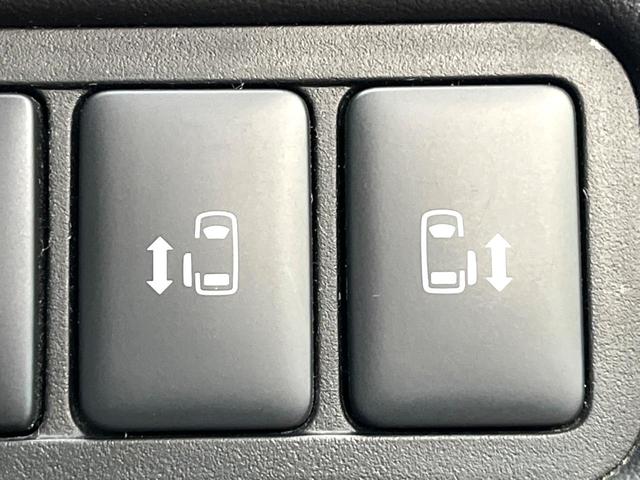 デリカＤ：５ Ｐ　禁煙車　４ＷＤ　ディーゼル（軽油）　ターボ　両側電動ドア　純正１０．１インチナビ　バックカメラ　ｅ－Ａｓｓｉｓｔ　レーダークルーズ　電動リアゲート　レザーシート　パワーシート　ドラレコ　ＬＥＤヘッド（5枚目）