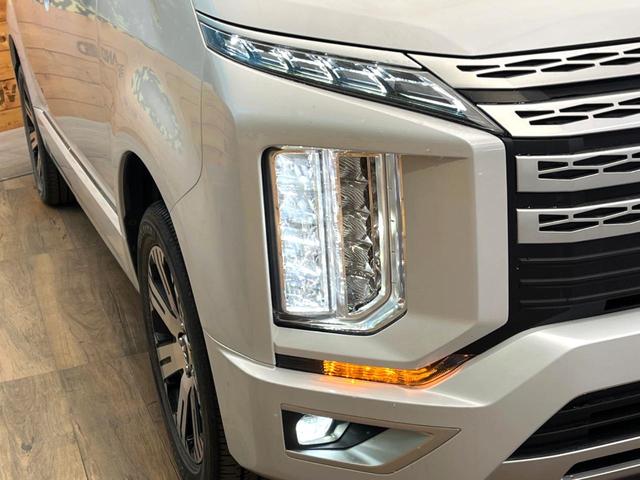 デリカＤ：５ Ｐ　禁煙車　４ＷＤ　ディーゼル（軽油）　ターボ　両側電動ドア　純正１０．１インチナビ　バックカメラ　ｅ－Ａｓｓｉｓｔ　レーダークルーズ　電動リアゲート　レザーシート　パワーシート　ドラレコ　ＬＥＤヘッド（13枚目）