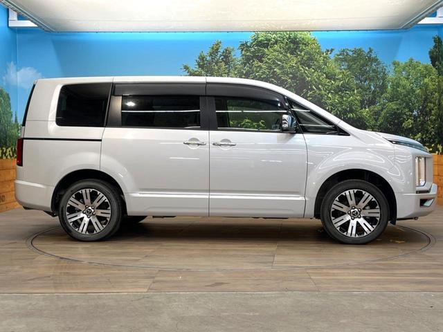 デリカＤ：５ Ｐ　禁煙車　４ＷＤ　ディーゼル（軽油）　ターボ　両側電動ドア　純正１０．１インチナビ　バックカメラ　ｅ－Ａｓｓｉｓｔ　レーダークルーズ　電動リアゲート　レザーシート　パワーシート　ドラレコ　ＬＥＤヘッド（34枚目）