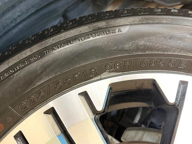 デリカＤ：５ Ｐ　禁煙車　４ＷＤ　ディーゼル（軽油）　ターボ　両側電動ドア　純正１０．１インチナビ　バックカメラ　ｅ－Ａｓｓｉｓｔ　レーダークルーズ　電動リアゲート　レザーシート　パワーシート　ドラレコ　ＬＥＤヘッド（42枚目）