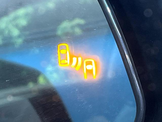 �y�u���C���h�X�|�b�g���j�^�[�z���s���A�h�A�~���[�̎��p�ɂȂ�₷���ӏ��Ɍ㑱�Ԃ��ڋ߂���ƃT�C�h�~���[�̃����Y�Ɍx����\���I�h���C�o�[�ɒ��ӊ��N�����Ă���܂��B