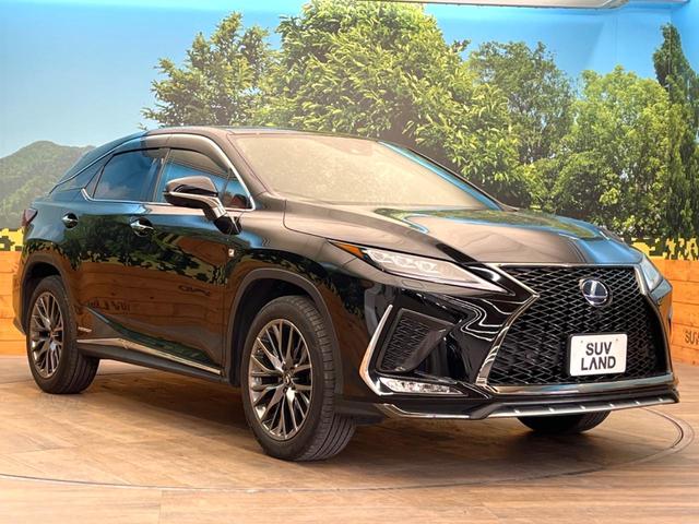 ＲＸ ＲＸ４５０ｈ　Ｆスポーツ　禁煙車　サンルーフ　１２．３インチナビ　マークレビンソンサウンドシステム　ブラインドスポットモニター　電動リアゲート　シートヒーター　全周囲カメラ　純正２０インチアルミ　ＬＥＤヘッド　ＥＴＣ（16枚目）