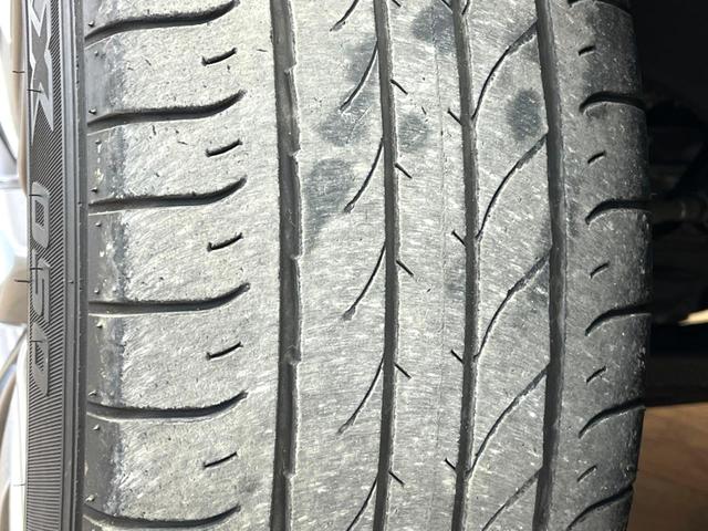 ＲＸ ＲＸ４５０ｈ　Ｆスポーツ　禁煙車　サンルーフ　１２．３インチナビ　マークレビンソンサウンドシステム　ブラインドスポットモニター　電動リアゲート　シートヒーター　全周囲カメラ　純正２０インチアルミ　ＬＥＤヘッド　ＥＴＣ（26枚目）