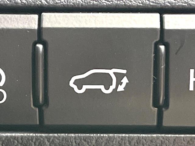 ＲＸ ＲＸ４５０ｈ　Ｆスポーツ　禁煙車　サンルーフ　１２．３インチナビ　マークレビンソンサウンドシステム　ブラインドスポットモニター　電動リアゲート　シートヒーター　全周囲カメラ　純正２０インチアルミ　ＬＥＤヘッド　ＥＴＣ（49枚目）