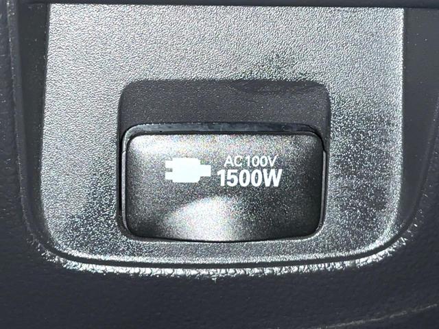 ヴォクシー ハイブリッドＳ－Ｚ　禁煙車　後席モニター　純正１０．５インチナビ　両側電動ドア　バックカメラ　トヨタセーフティ　レーダークルーズ　ハーフレザーシート　コーナーセンサー　ＬＥＤヘッド　ＥＴＣ２．０　オートハイビーム（7枚目）
