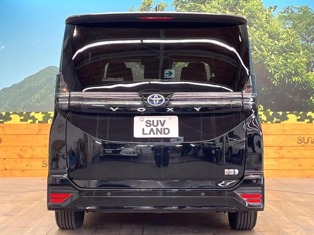 ヴォクシー ハイブリッドＳ－Ｚ　禁煙車　後席モニター　純正１０．５インチナビ　両側電動ドア　バックカメラ　トヨタセーフティ　レーダークルーズ　ハーフレザーシート　コーナーセンサー　ＬＥＤヘッド　ＥＴＣ２．０　オートハイビーム（16枚目）
