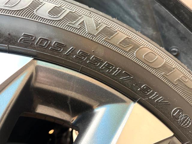 ヴォクシー ハイブリッドＳ－Ｚ　禁煙車　後席モニター　純正１０．５インチナビ　両側電動ドア　バックカメラ　トヨタセーフティ　レーダークルーズ　ハーフレザーシート　コーナーセンサー　ＬＥＤヘッド　ＥＴＣ２．０　オートハイビーム（25枚目）