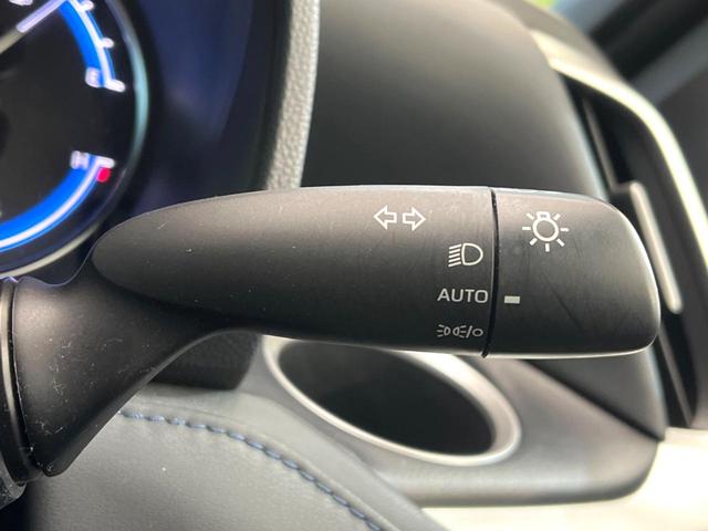 ヴォクシー ハイブリッドＳ－Ｚ　禁煙車　後席モニター　純正１０．５インチナビ　両側電動ドア　バックカメラ　トヨタセーフティ　レーダークルーズ　ハーフレザーシート　コーナーセンサー　ＬＥＤヘッド　ＥＴＣ２．０　オートハイビーム（48枚目）