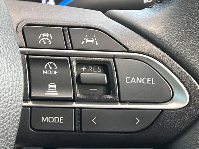 ヴォクシー ハイブリッドＳ－Ｚ　禁煙車　後席モニター　純正１０．５インチナビ　両側電動ドア　バックカメラ　トヨタセーフティ　レーダークルーズ　ハーフレザーシート　コーナーセンサー　ＬＥＤヘッド　ＥＴＣ２．０　オートハイビーム（49枚目）