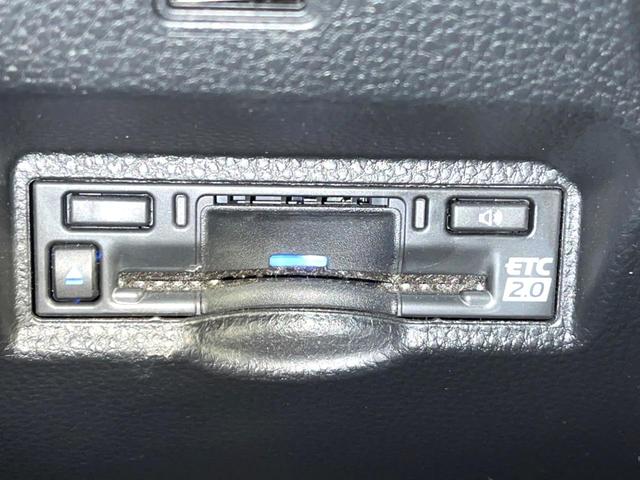 ヴォクシー ハイブリッドＳ－Ｚ　禁煙車　後席モニター　純正１０．５インチナビ　両側電動ドア　バックカメラ　トヨタセーフティ　レーダークルーズ　ハーフレザーシート　コーナーセンサー　ＬＥＤヘッド　ＥＴＣ２．０　オートハイビーム（66枚目）