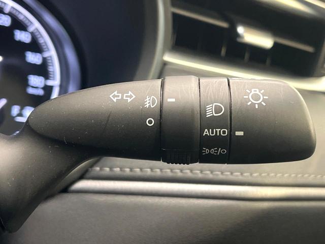 ハリアー Ｚ　レザーパッケージ　禁煙車　１２．３インチディスプレイオーディオ　全周囲カメラ　ＪＢＬサウンドシステム　レーダークルーズ　ブラインドスポットモニター　シートベンチレーション　純正１９インチアルミ　ＬＥＤヘッド（54枚目）