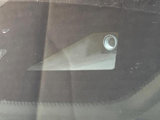 エクストレイル ２０Ｘｉ　禁煙車　純正９インチナビ　全周囲カメラ　衝突軽減　プロパイロット　パワーバックドア　純正１８インチアルミ　４ＷＤ　シートヒーター　スマートキー　電動パーキングブレーキ　ＬＥＤヘッドライト（5枚目）